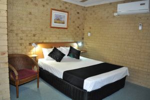 Coast Inn Motel - Hotel Accommodation